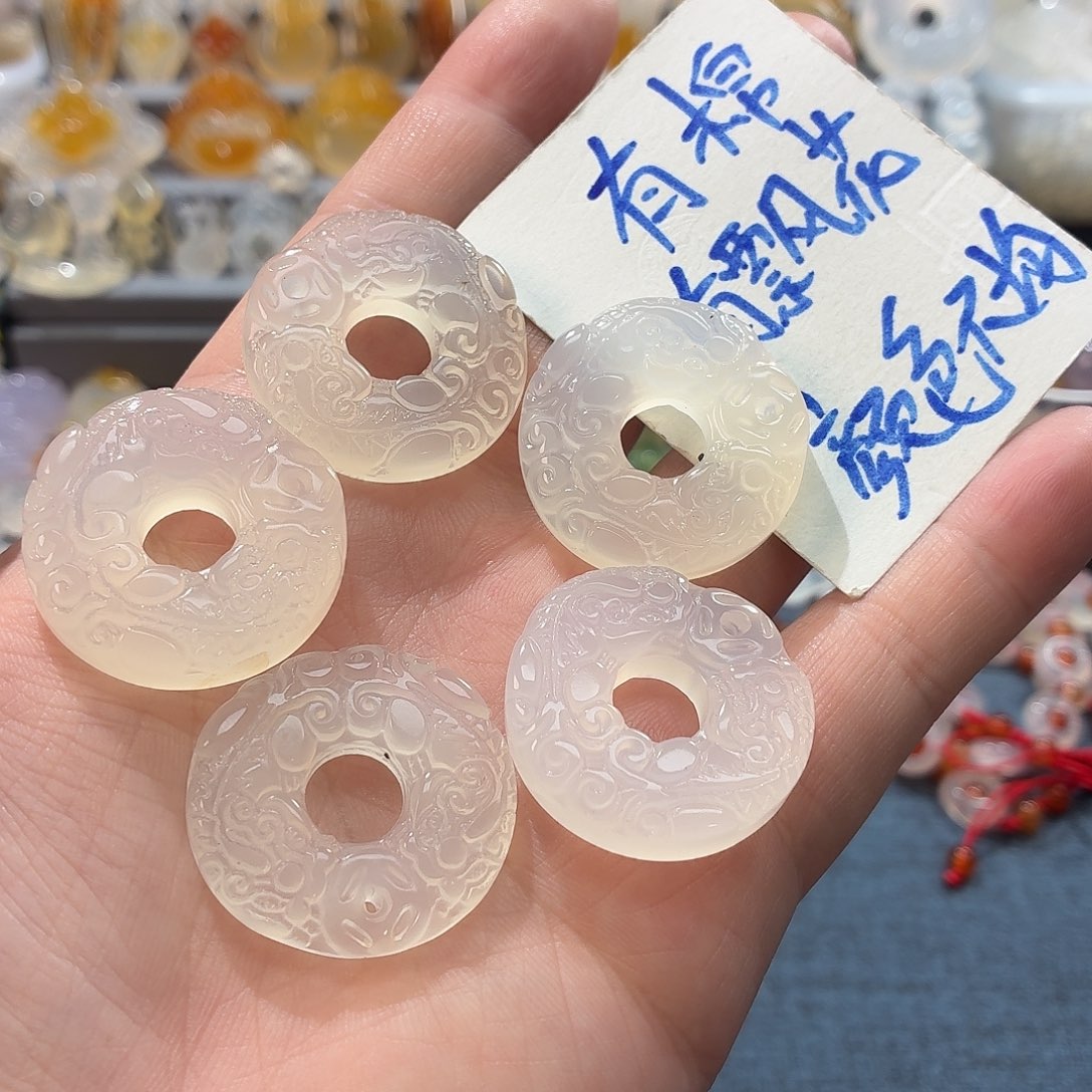 玛瑙/玉髓未镶嵌吊坠(不含链)
