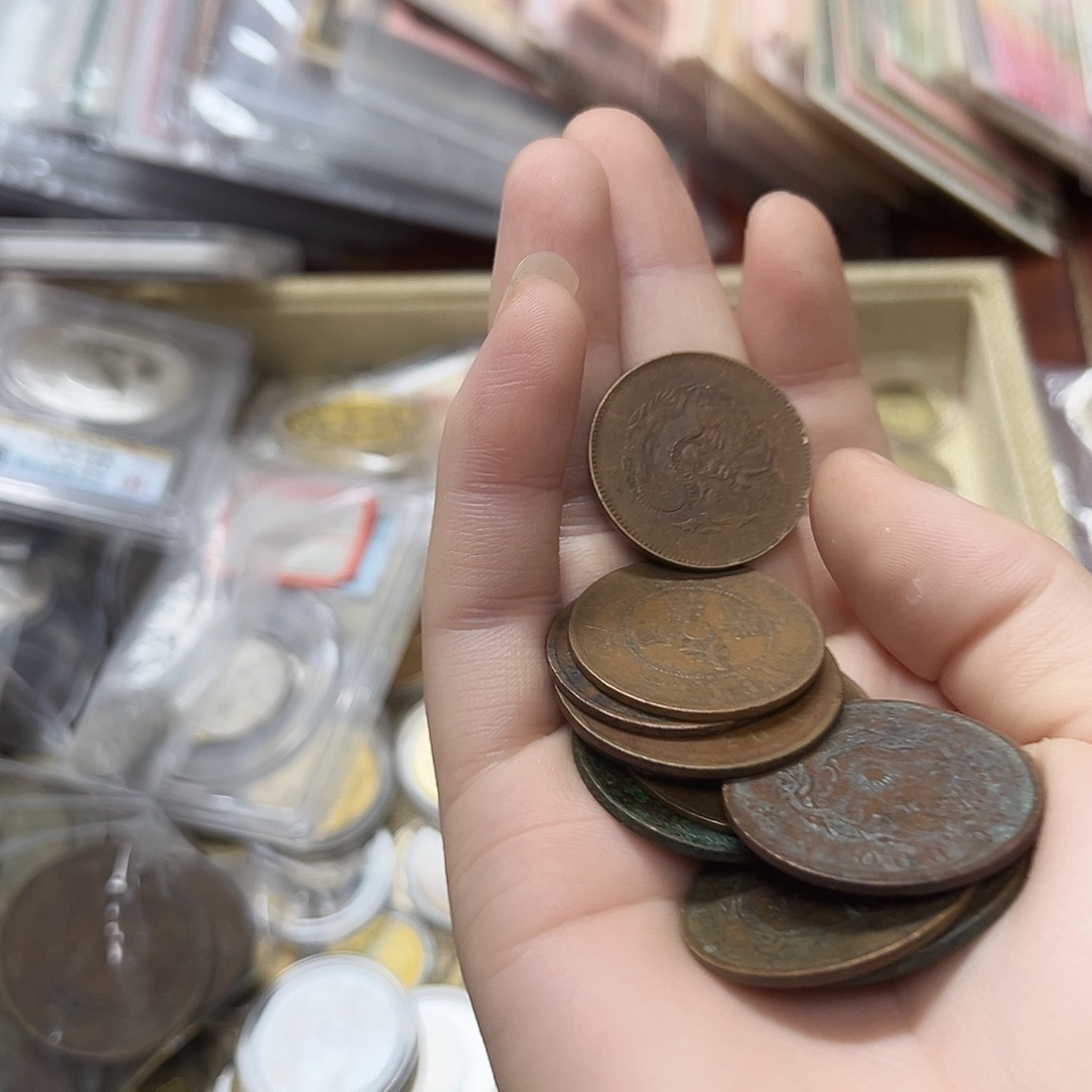 拍品。               