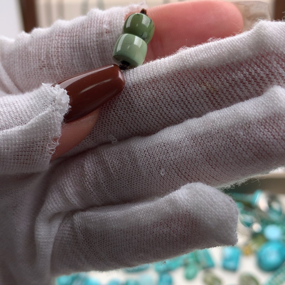 绿松石配饰未镶嵌