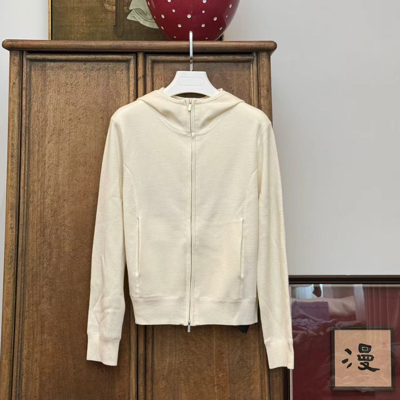 MYL 2024年秋季新款羊毛白色针织帽衫开衫双拉头连帽针织开衫