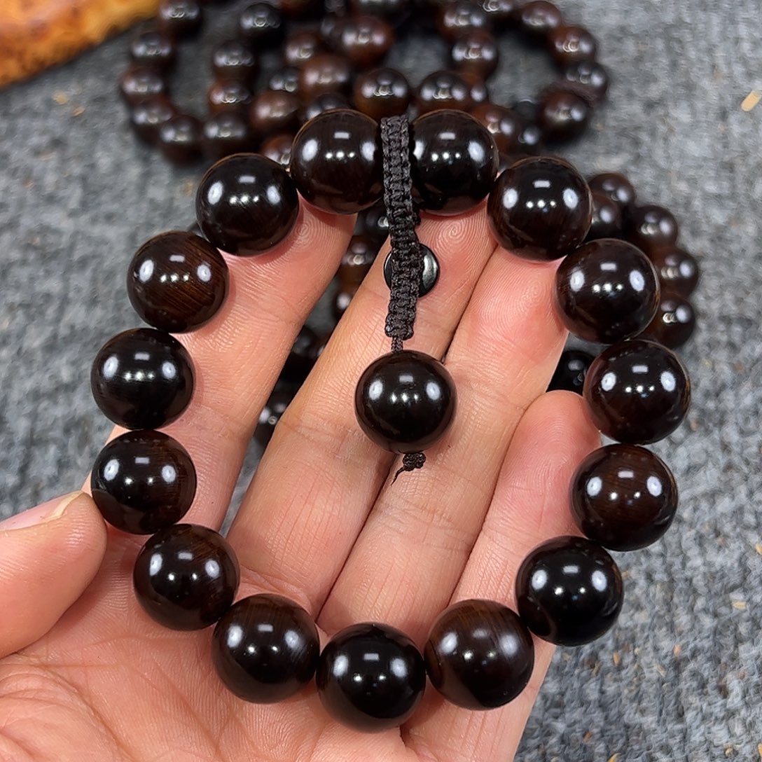 崖柏太行崖柏15崖窝天品黑金刚舍利骨，超级香