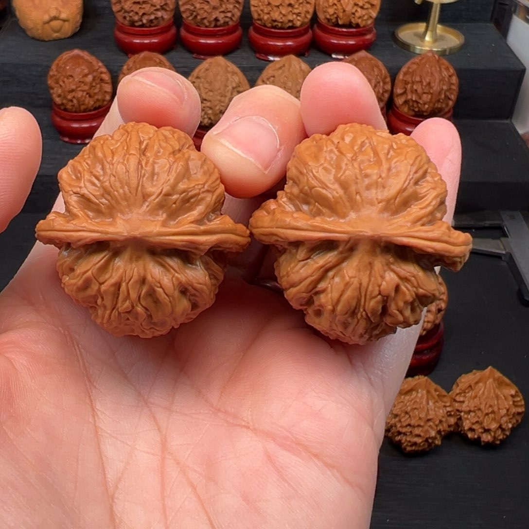 文玩核桃吊坠38全品野狼