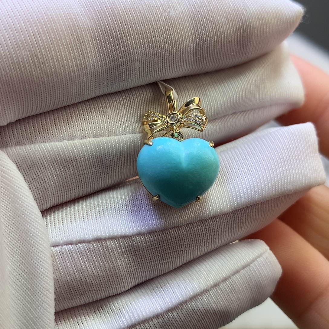 绿松石18K金镶嵌挂件