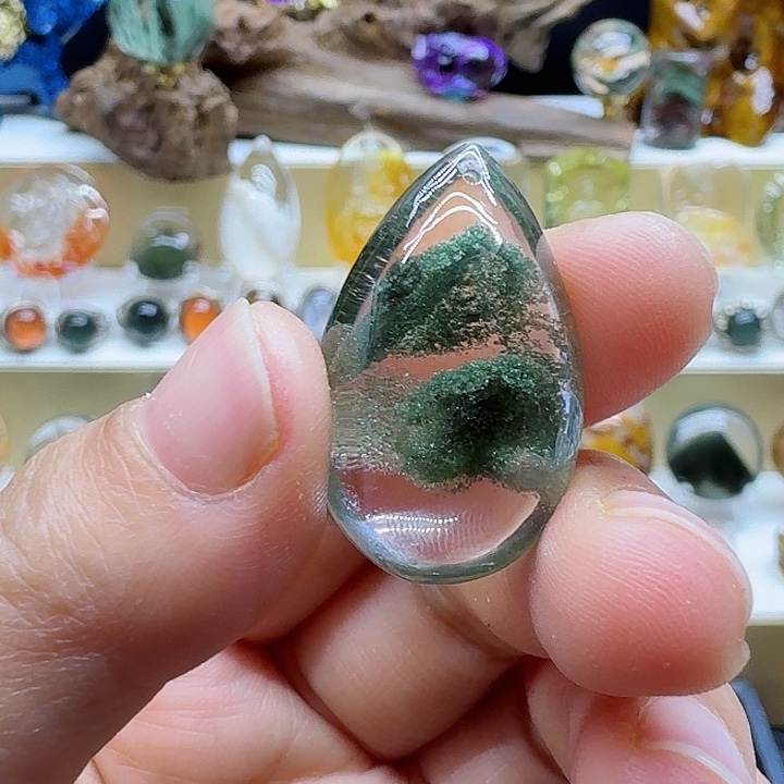 水晶吊坠(赠链)银S925镶嵌吊坠