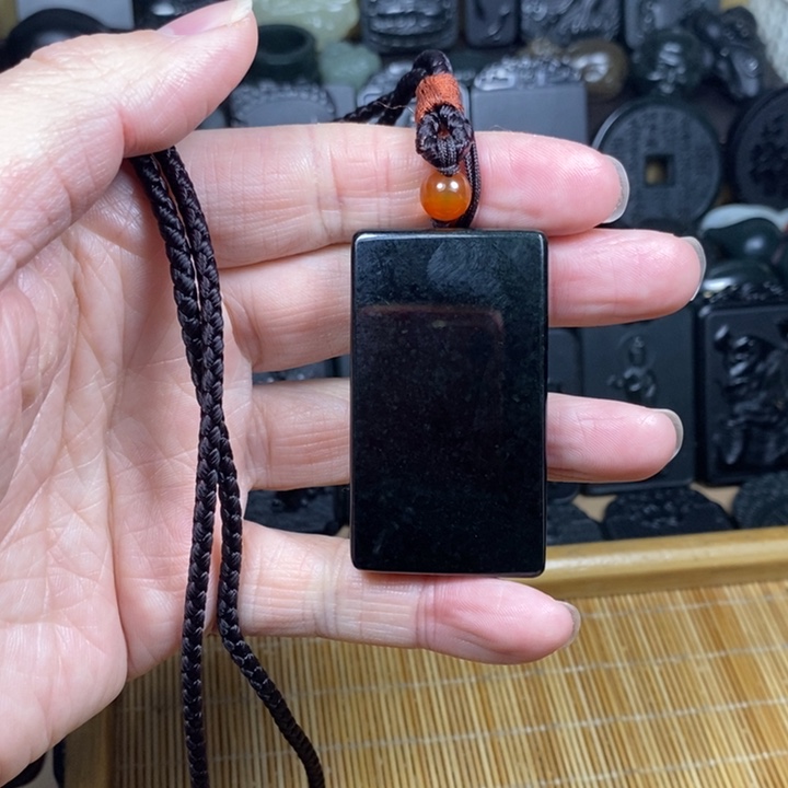 和田玉（青玉）未镶嵌颈饰