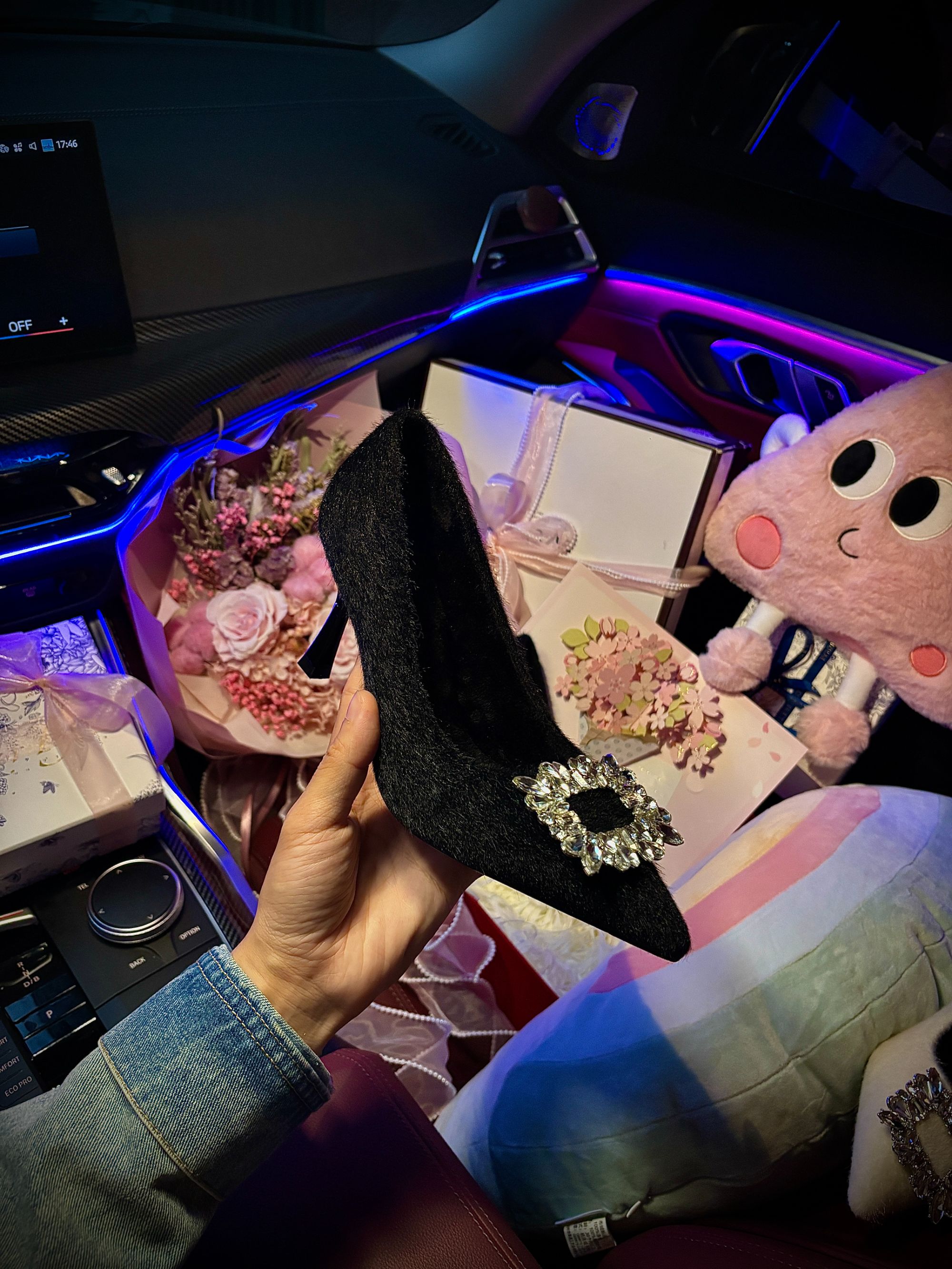 【8cm】2025冬季新加绒尖头方扣水钻加绒高跟单鞋女细跟高端贵气MM