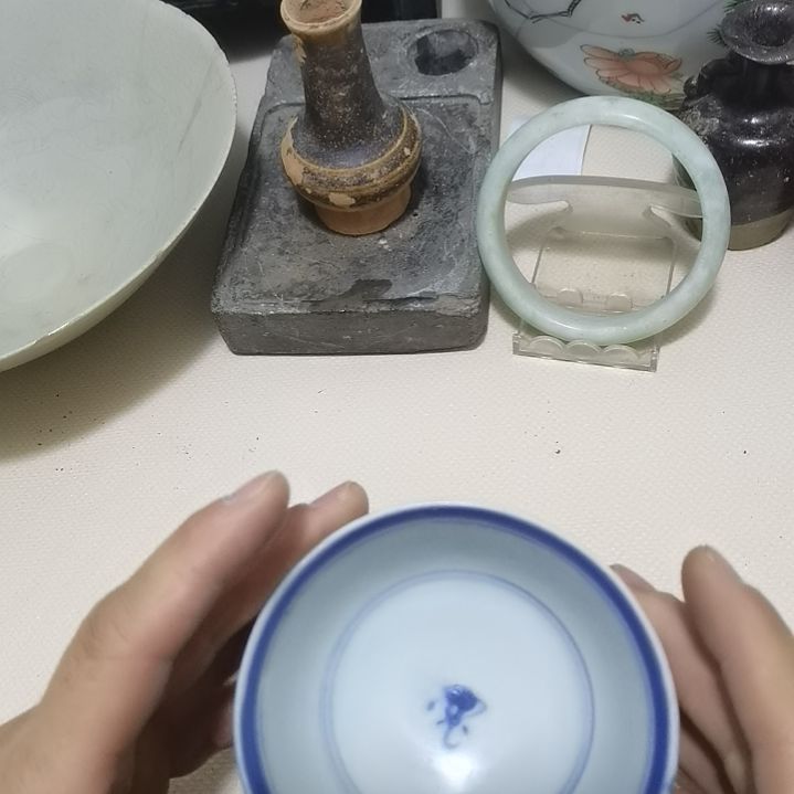 壶清代青花茶圆，有充线小磕