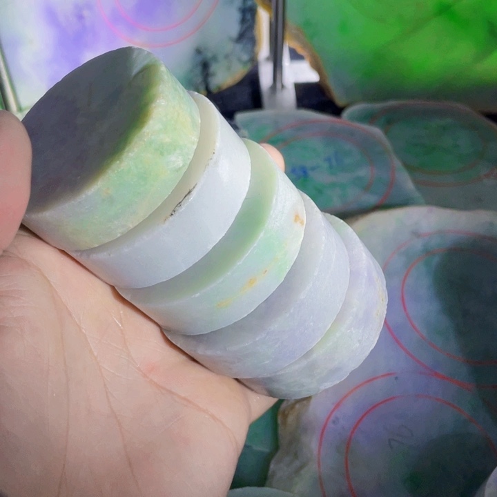 相***6翡翠未镶嵌挂件手镯心