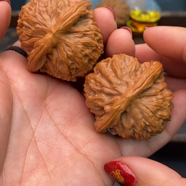 核桃女娲石44尺核桃