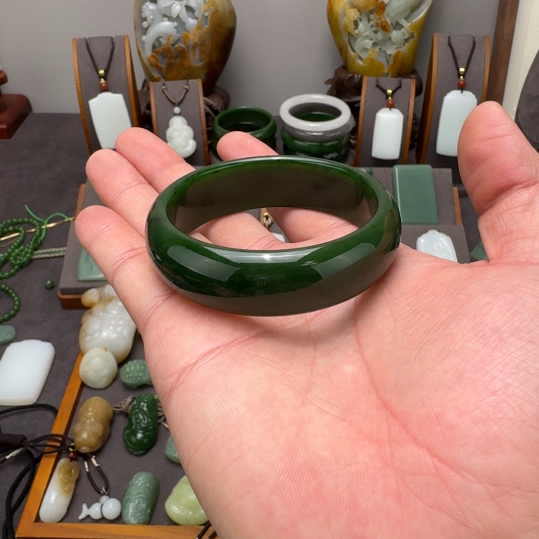 和田玉（碧玉）手镯未镶嵌宁**宁