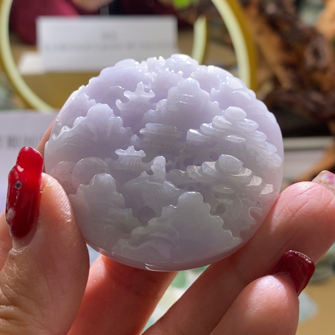 【闪购商品】翡翠颈饰未镶嵌山水