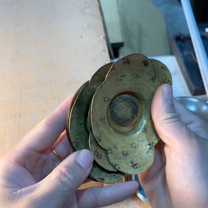 l****c新亿阁祝福大家新年快乐