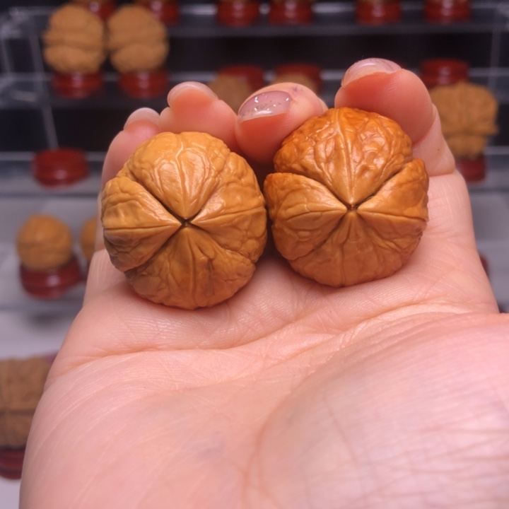 文玩核桃吊坠源****18莲花座