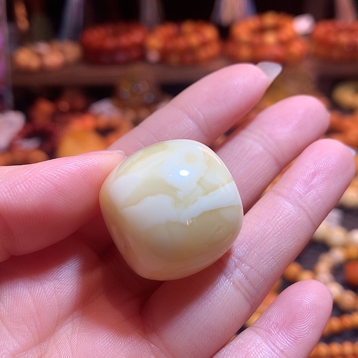 蜜蜡未镶嵌吊坠(不含链)