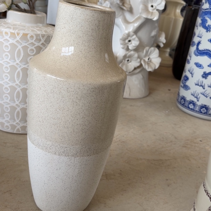 微瑕青花瓷器值得购买