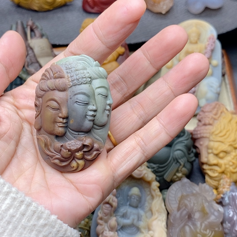 【闪购商品】定制石英质玉吊坠未镶嵌