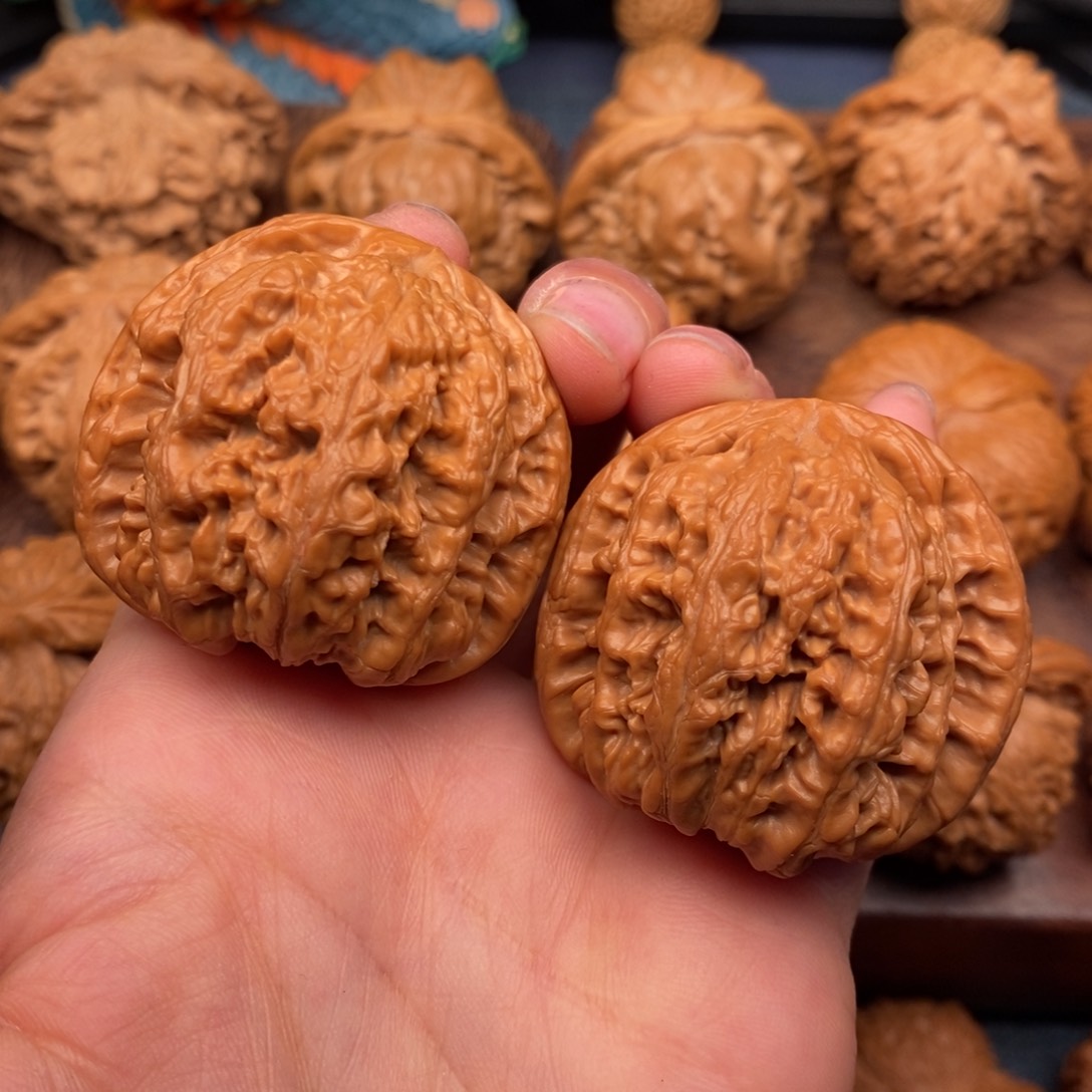 文玩核桃把件41.5精品精配大粗筋