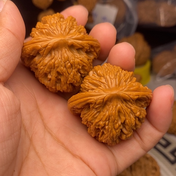 吊坠文玩核桃悟***？虎头41