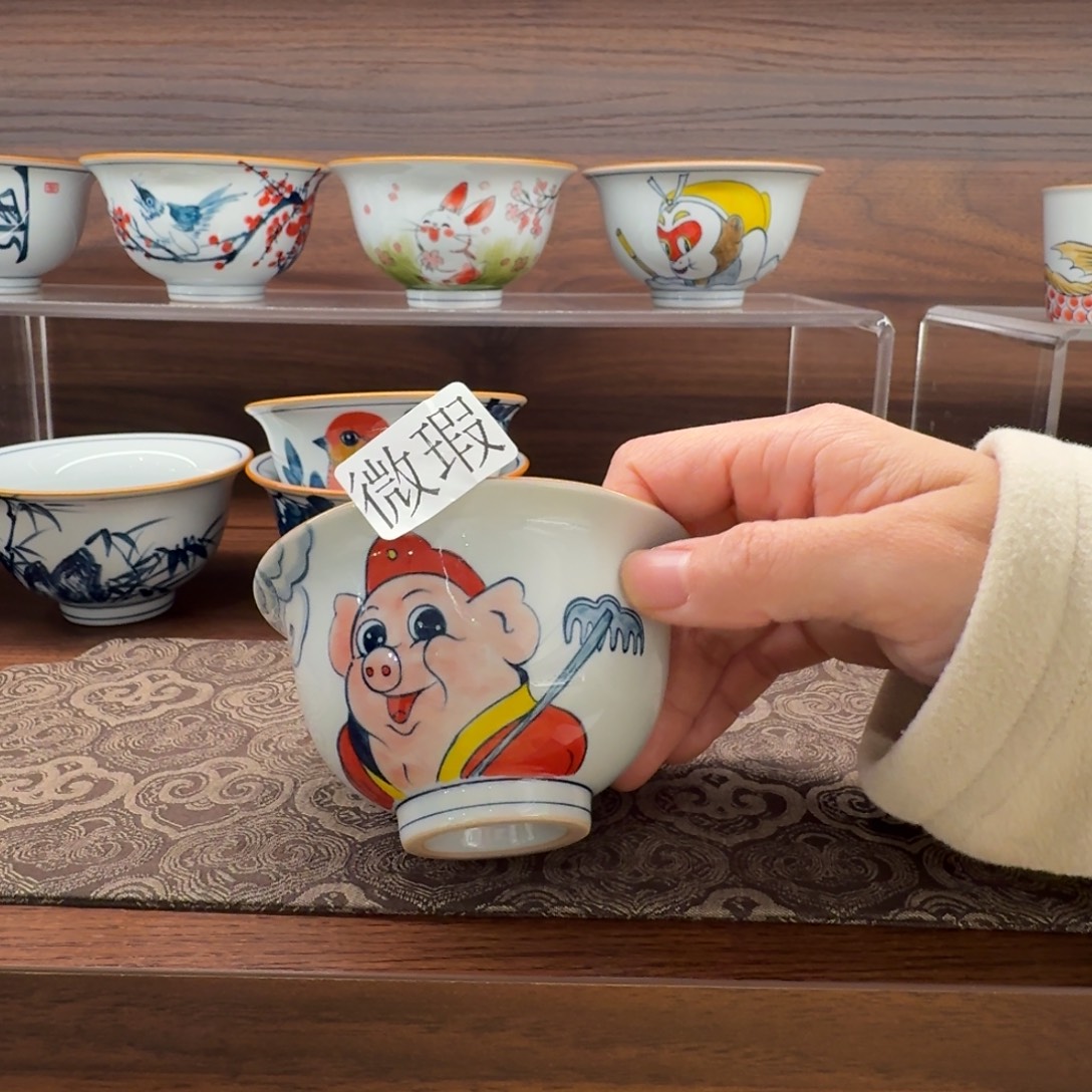 釉下手绘茶具微瑕