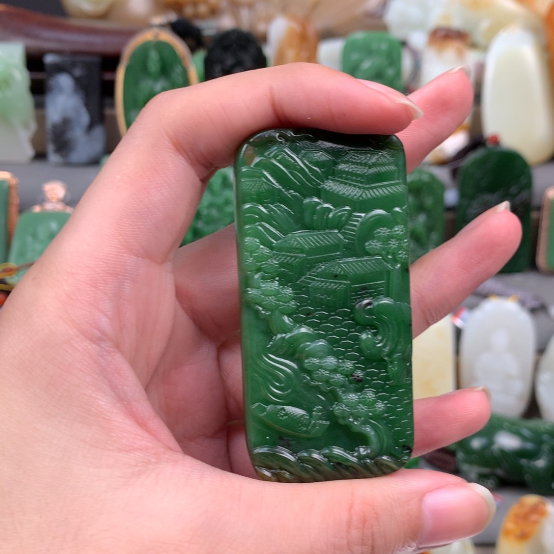 和田玉吊坠未镶嵌