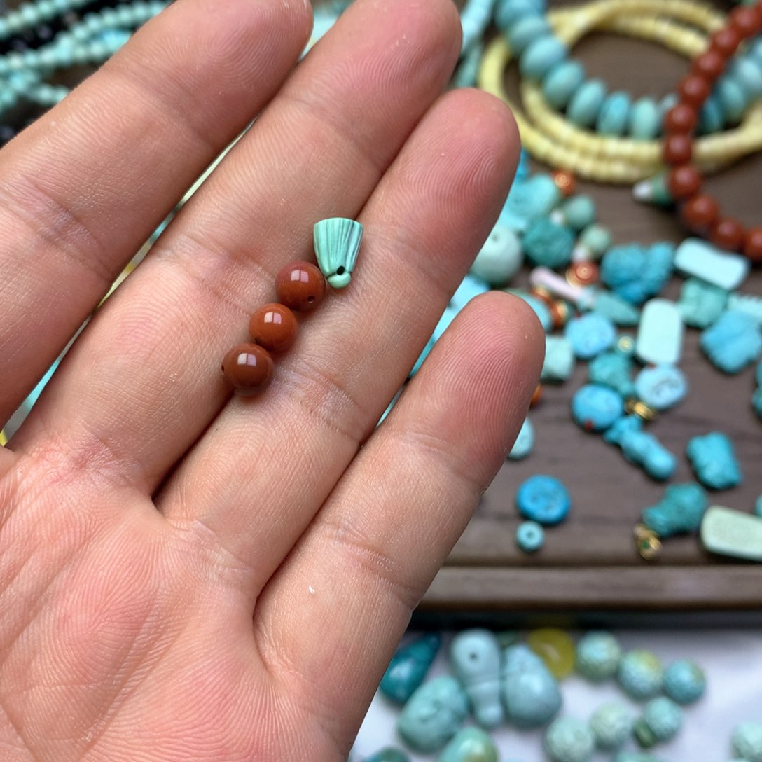 南红玛瑙雕刻未镶嵌