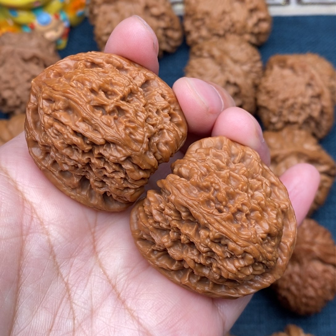 文玩核桃把件38.8精品红皮高炮南疆全品