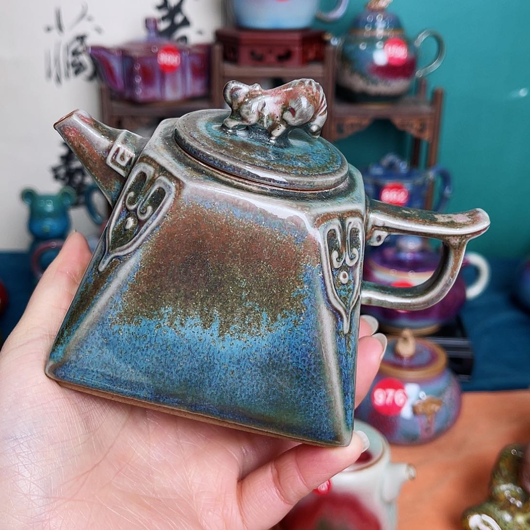 壶钧瓷艺术作品壶