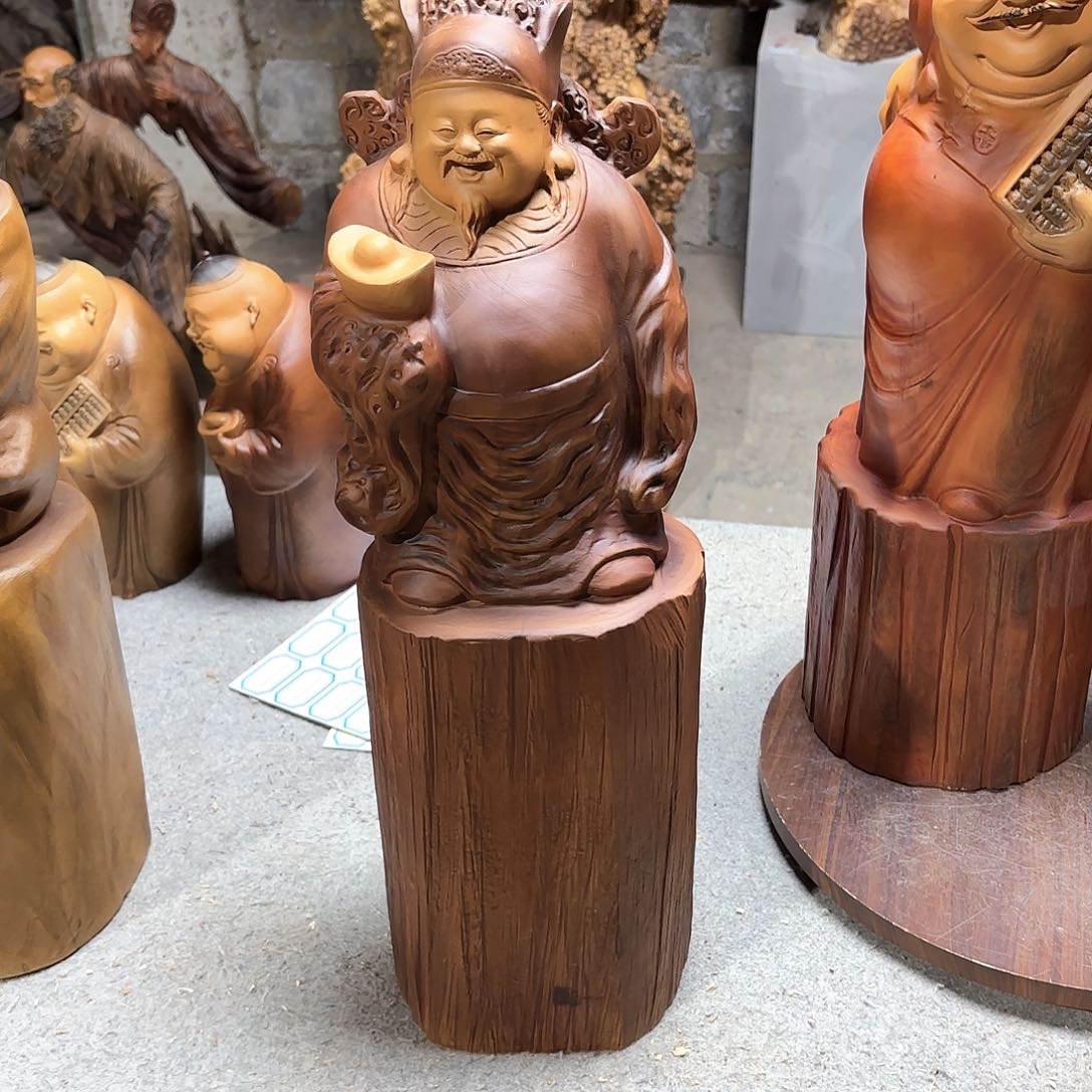 香樟木沙*面香樟木财神