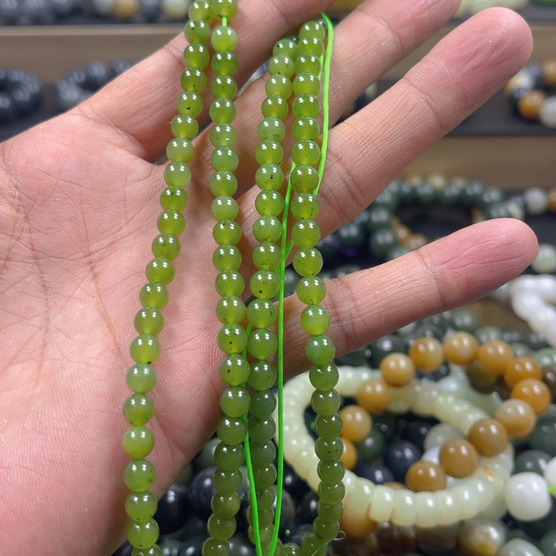 和田玉手串未镶嵌