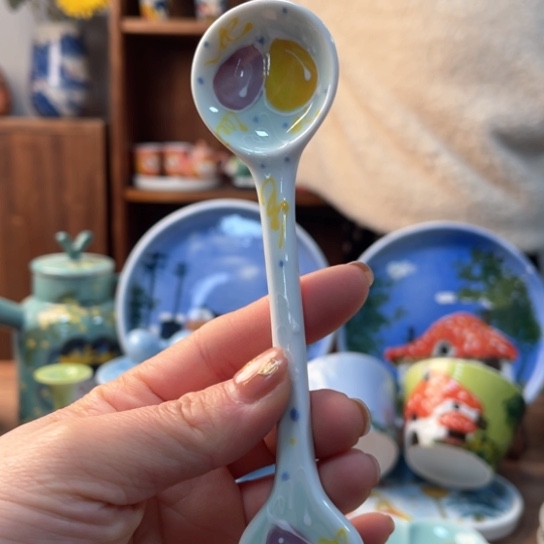 炉景德镇釉下手绘陶瓷 