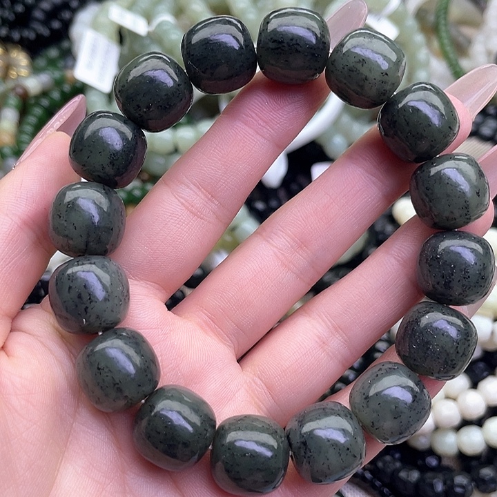 手链未镶嵌和田玉