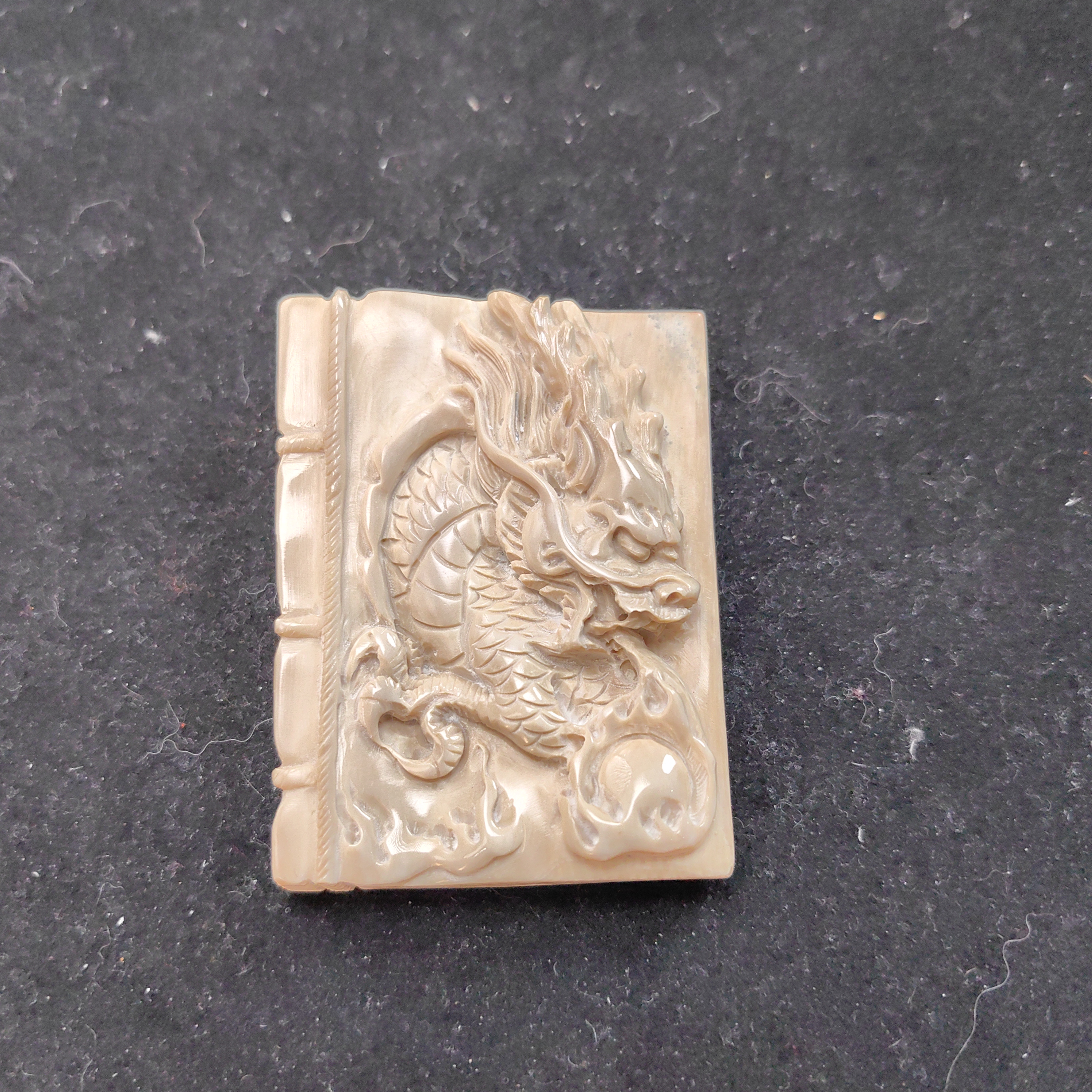 猛犸猛犸雕刻把件ZS368