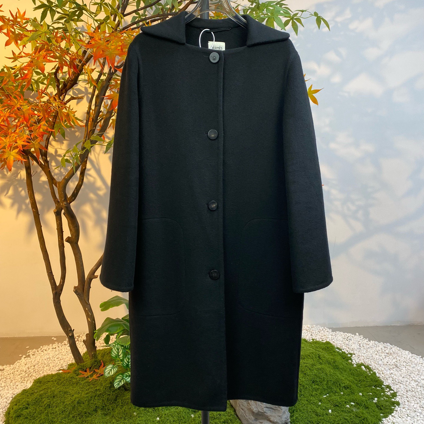 99新 Hermes/爱马仕 251045/36码/纯色翻领单排扣长袖大衣