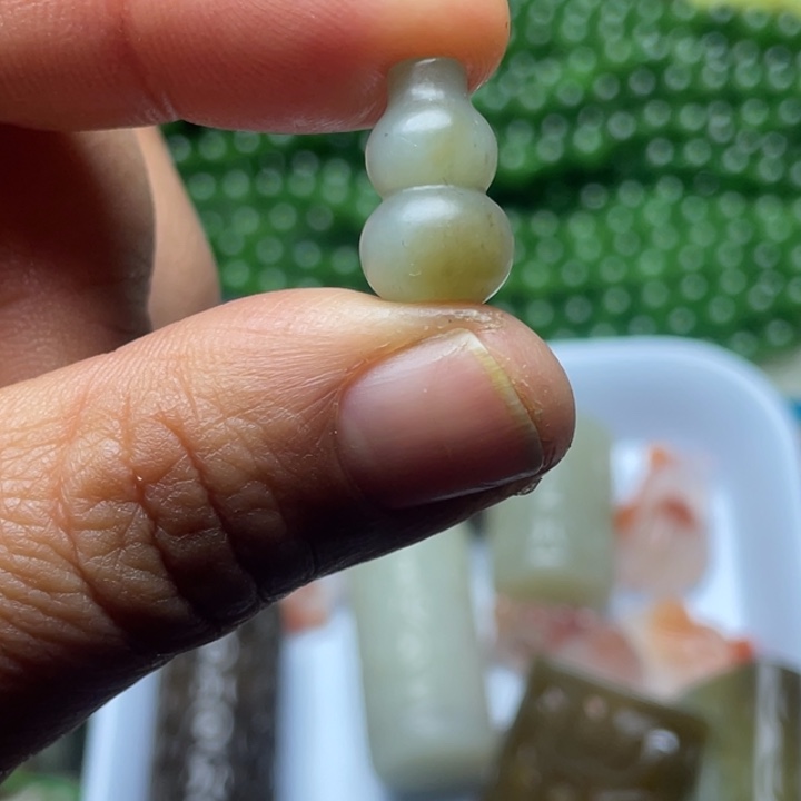 和田玉（糖玉）未镶嵌珠宝半成品