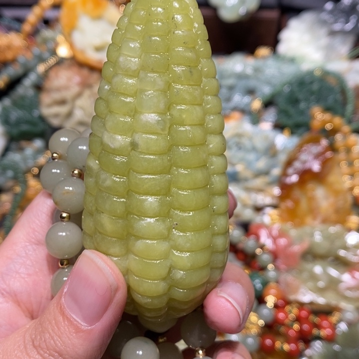 岫玉毛衣链未镶嵌