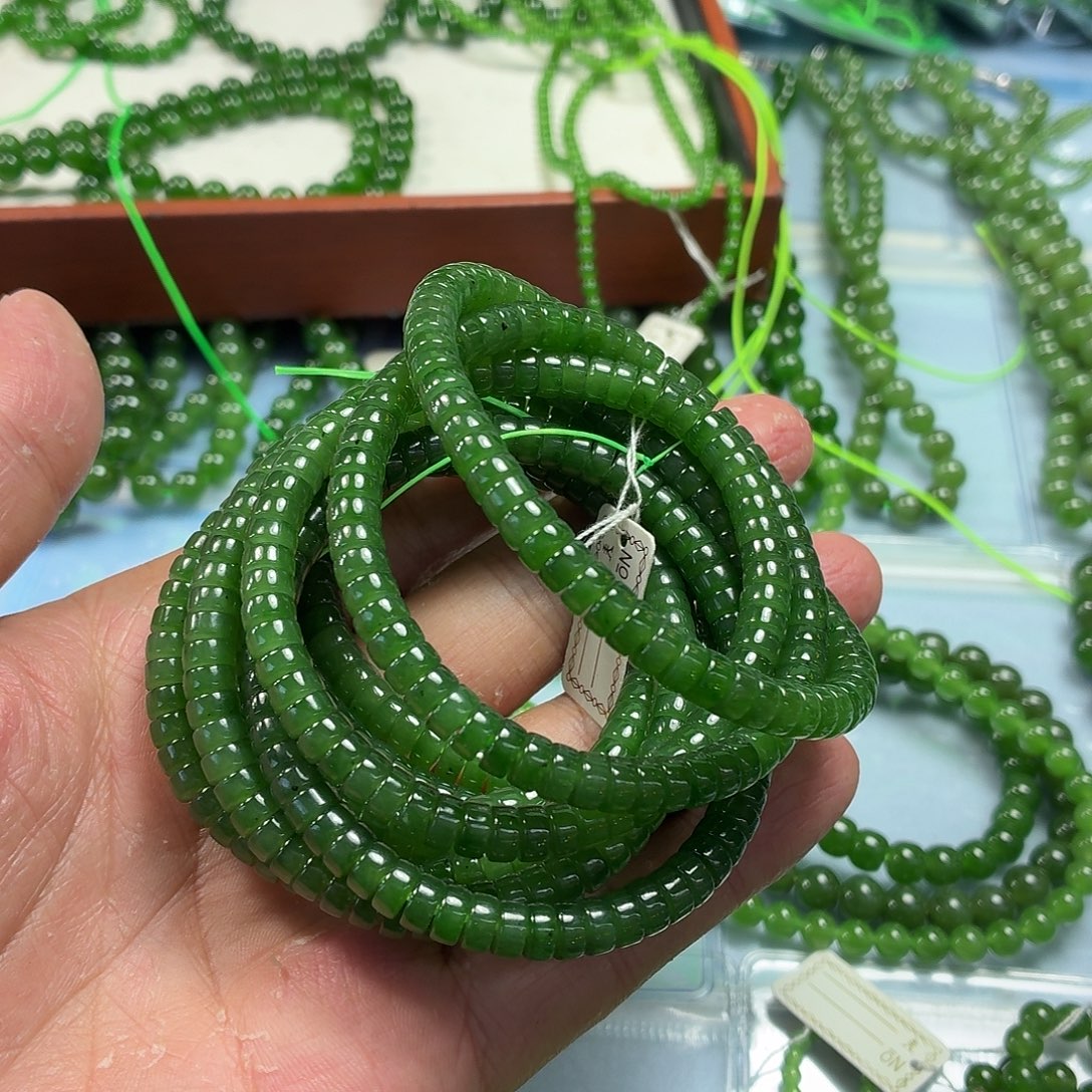 和田玉未镶嵌手链多样性发货