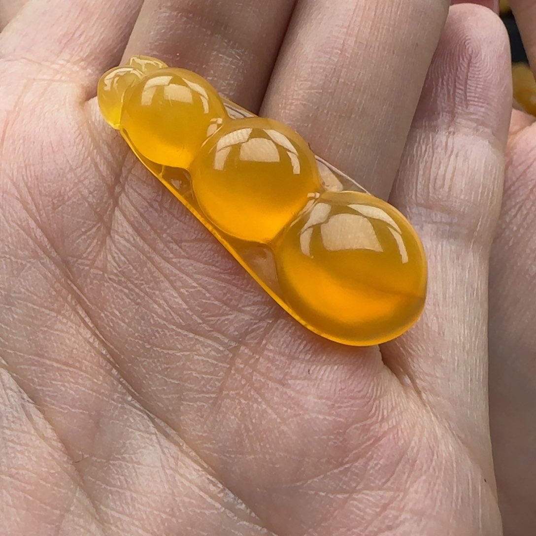 石英质玉颈饰未镶嵌