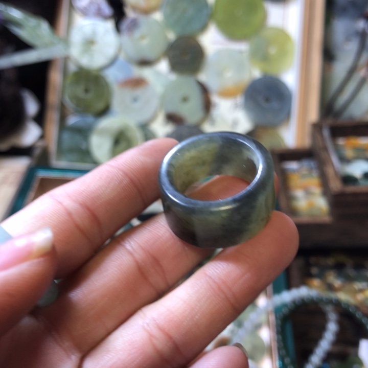 岫玉岫玉戒圈未镶嵌