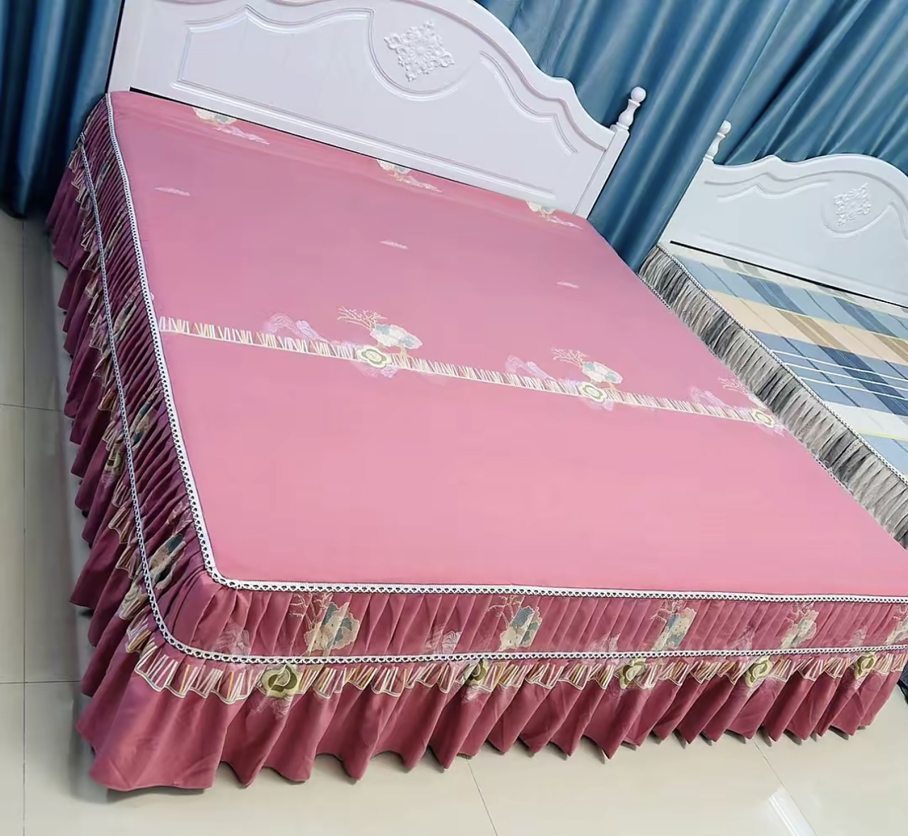 高端精品床罩（山水画粉）底边颜色随机裁剪床笠加厚磨毛