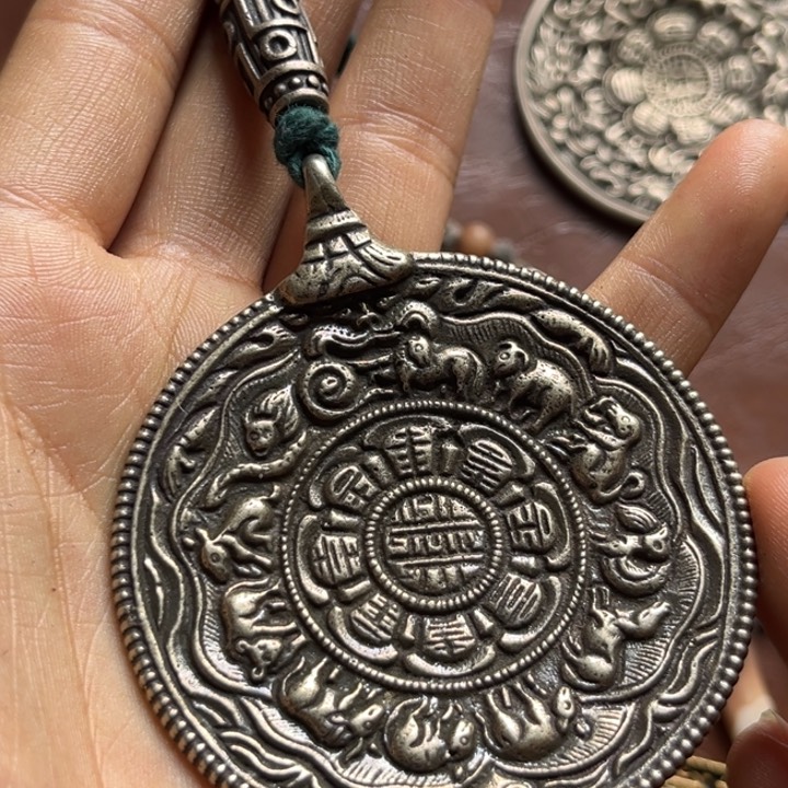 琉璃颈饰云*间喜欢的朋友