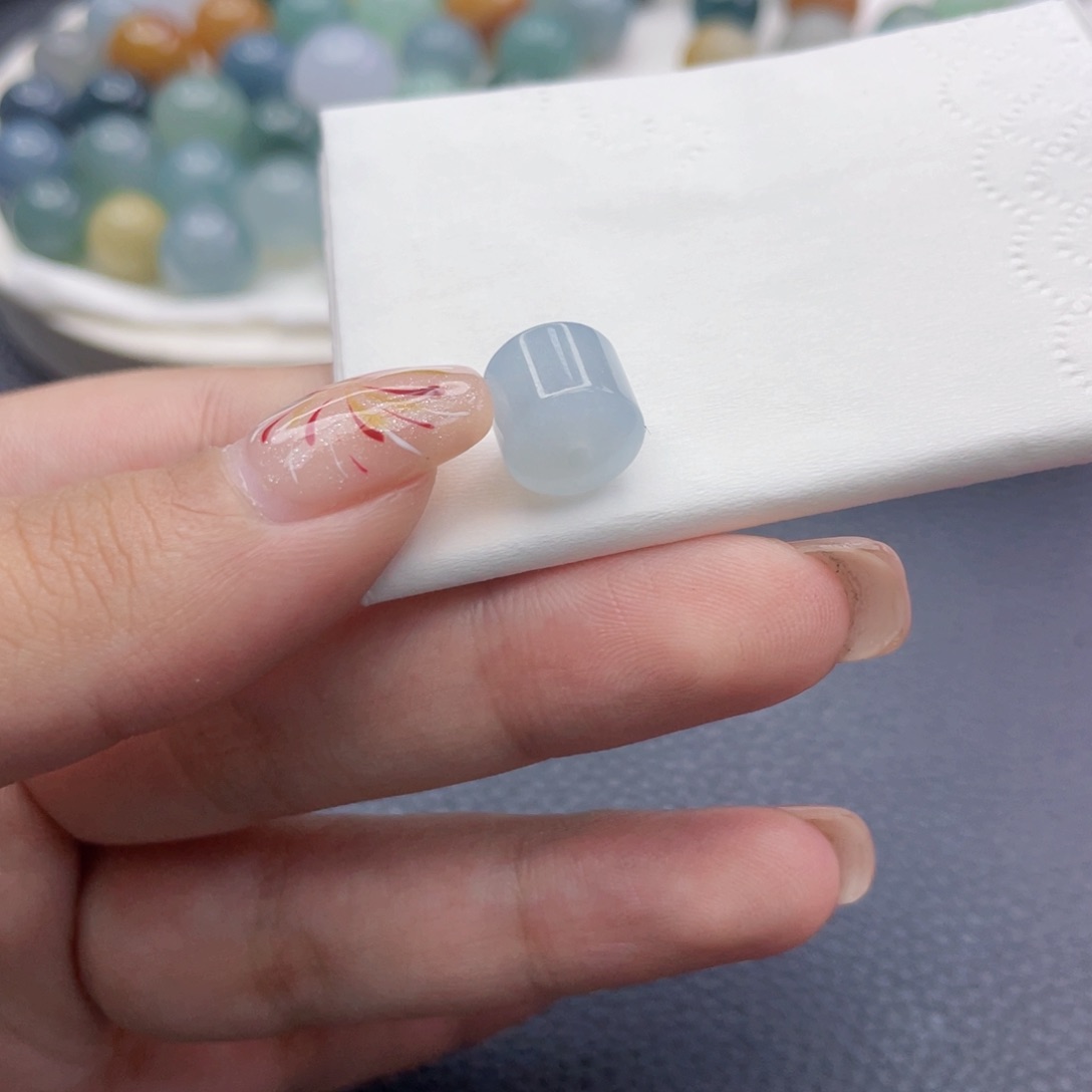 定制翡翠未镶嵌跳*熊4861