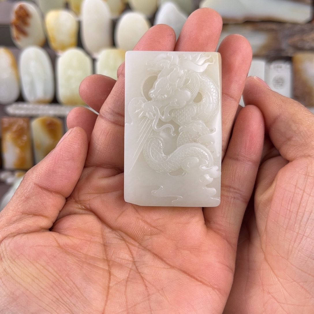 和田玉（子料）未镶嵌颈饰