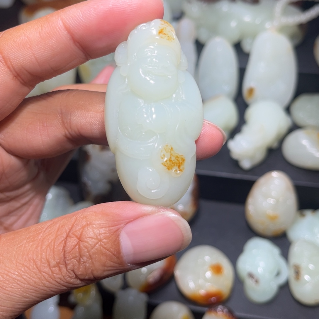 一***4和田玉未镶嵌颈饰