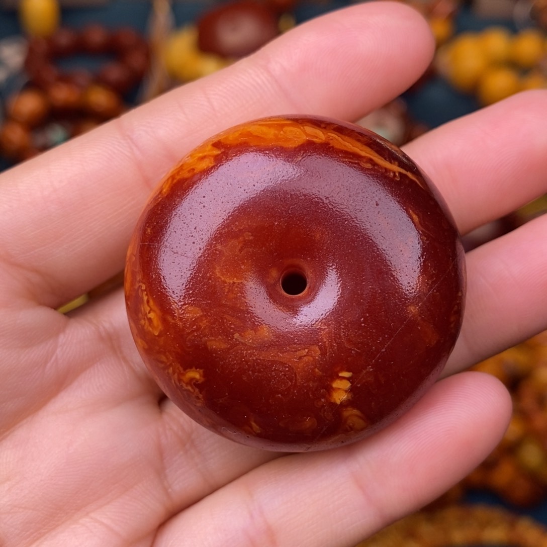 蜜蜡裸石未镶嵌蜜蜡