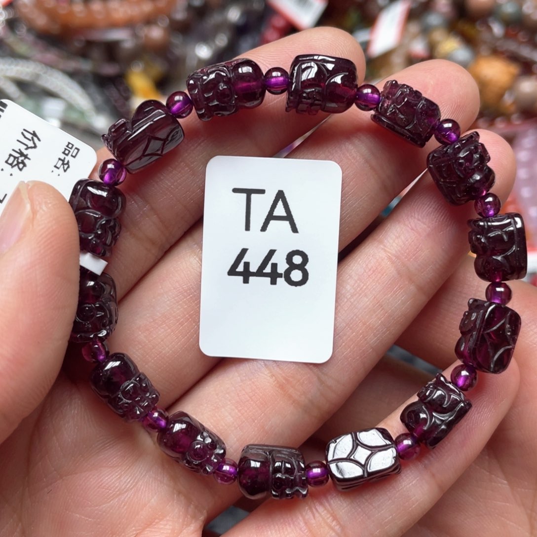 石榴石手串未镶嵌