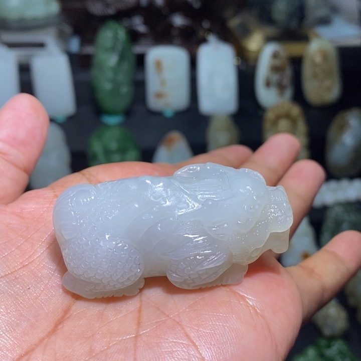 和田玉未镶嵌颈饰貔貅15