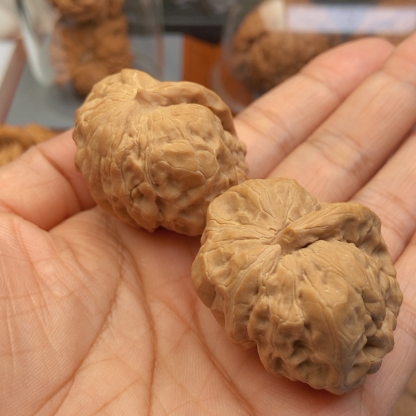 【闪购商品】文玩核桃把件35蛤蟆异形