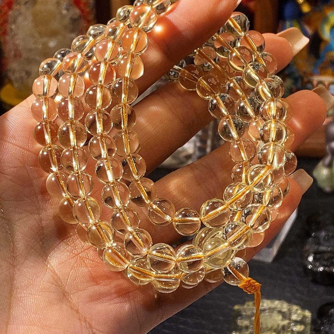 半***闲未镶嵌颈饰水晶吊坠