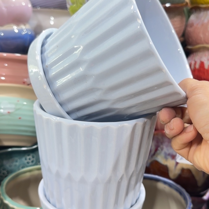 凑9块包邮，有孔，不清楚问客服