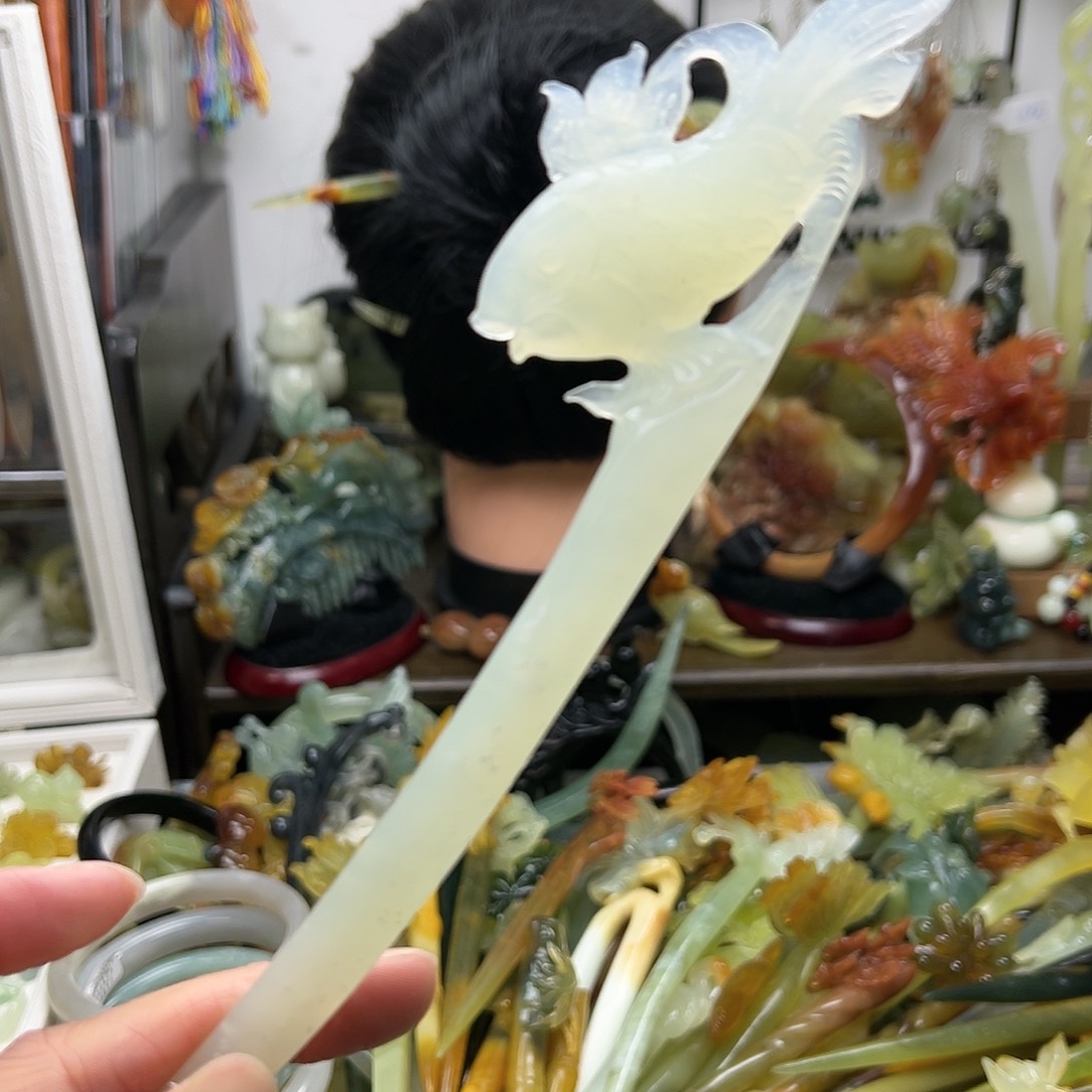 蛇纹石玉发饰未镶嵌